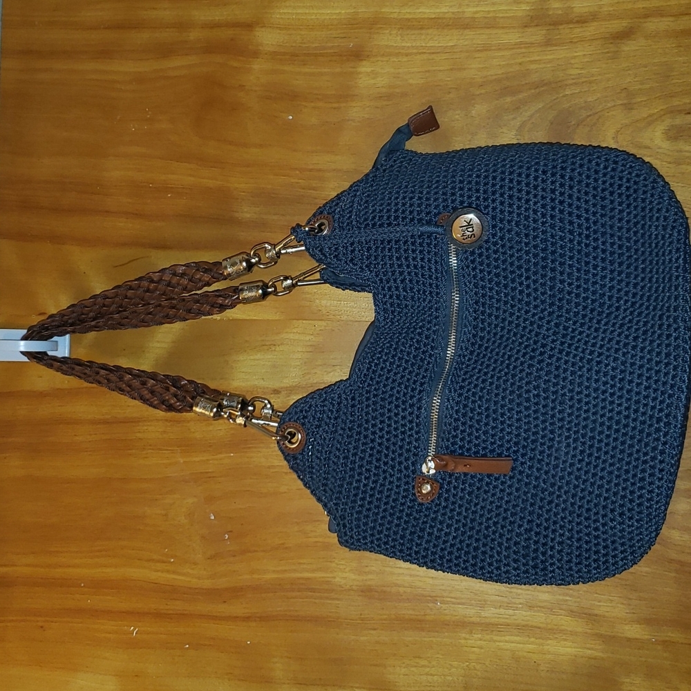 The Sak Indio Crochet hobo purse. L. 15 in, H. 10 in, strap 13 1/2 long.